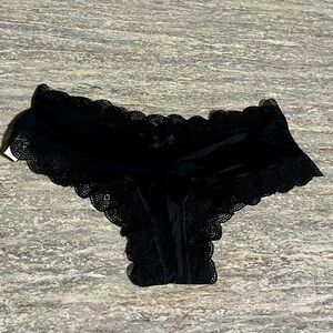 NWT Victoria's Secret Black Cheeky Panty with Lace Trim and Bows on back